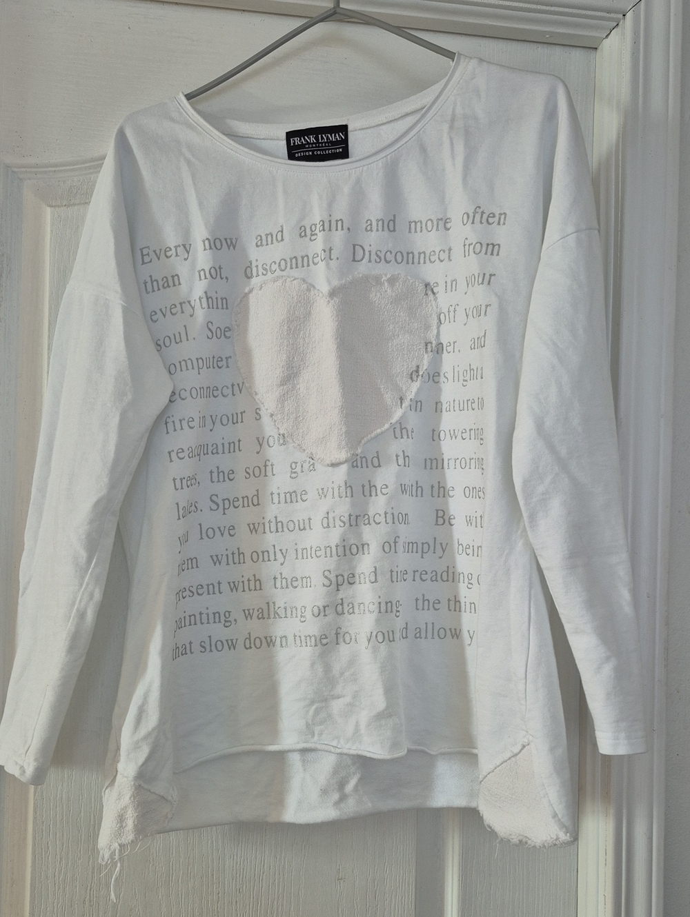 Frank Lyman Design White Long Sleeve Heart Graphic Top